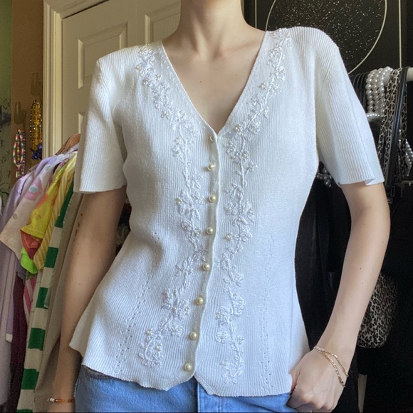 ✨SOLD✨ vintage white knitted top - Picture 2 of 8